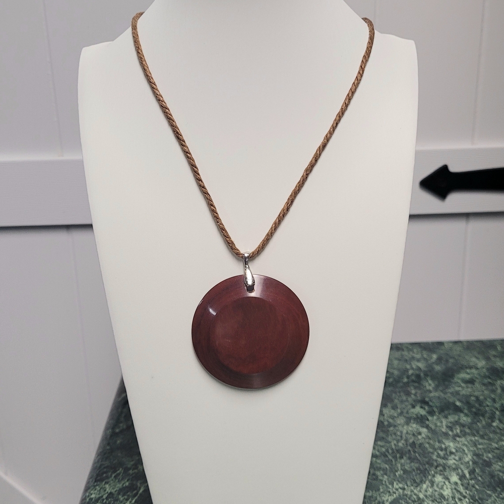 Elegant Brown Wooden Handcrafted Pendant Necklace NWOT